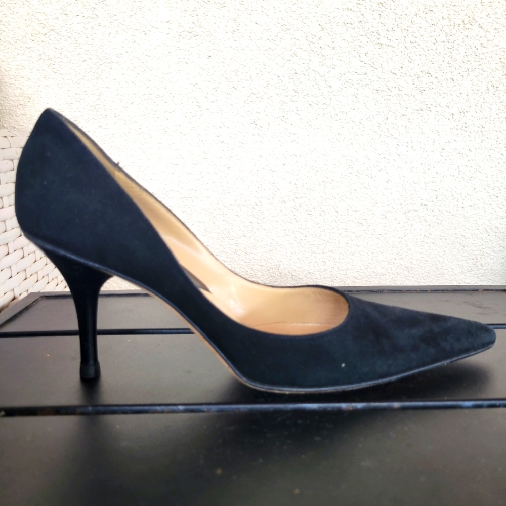 Michael Kors, size 7, small black suede pumps